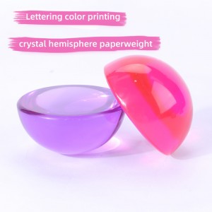 Персонализирани орнаменти на Fengshui Decoration Clear Dome Colorful Sphere Resin Crystal Acrylic Round Hemisphere Hearweight Set