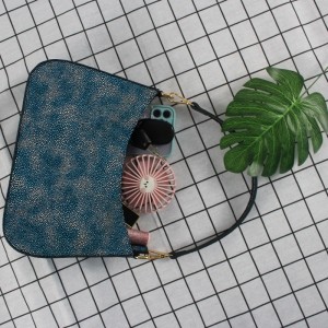 Класика на лейди чанти с луксозен стил