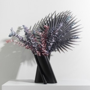 Черна наклонена ваза