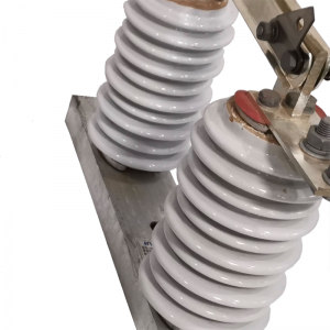 Елетрично прекъсване на еднофазовия превключвател с високо напрежение с изолатнг