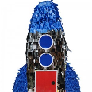 Автомобил Pinata