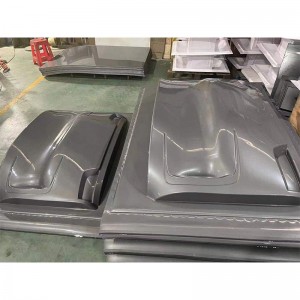 Пластмасова черупка без шофьор.