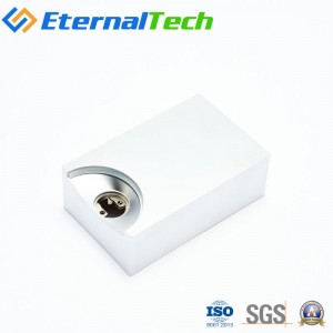 Персонализирани пластмасови части за формоване под налягане