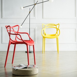 Модерен модерен дизайн чувство за свободно време Удобен стол за кафе Стабилен стол за хранене Пластмасов стол