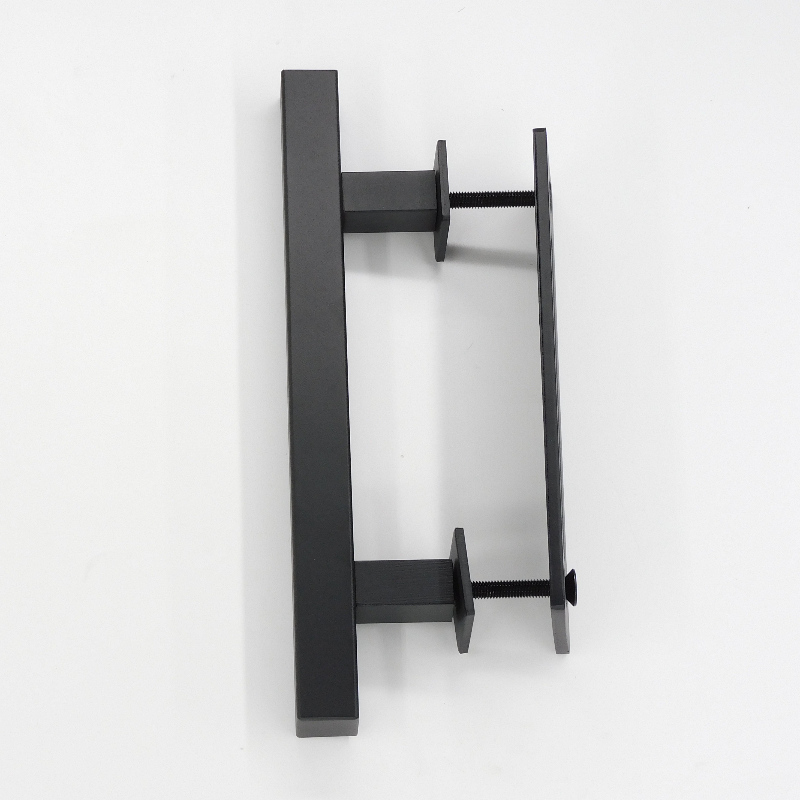 BH002 Black 12 \\\\ \\\