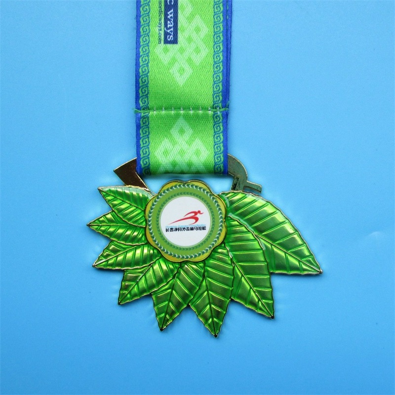 Хубав дизайн полупрозрачен емайл имитация на твърд емайл метален платен златен сребърен меден спортни медали