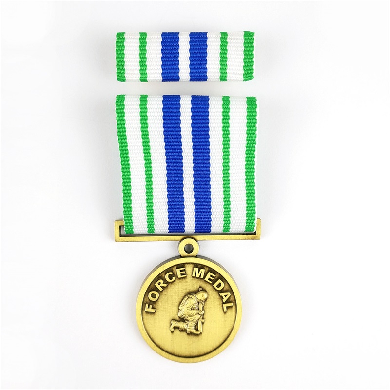 Цинк сплав злато платно 3D гравиран медал Персонализиран метален празен универсален медал Медал за чест клас