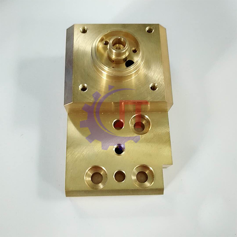 X187b621h01 x182a995h02 m701c Вижте M604 Долен водач Dies Dies Block с 2-d6.0mm дупки&2-m4 Докоснете за капак M604 (J) L=104/96.6mm W=60/54mm h=47/15mm