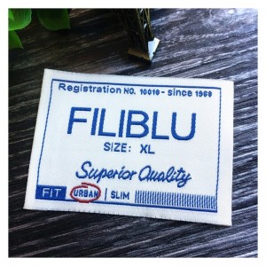 Етикетът с дрехи по поръчка, ръчно изработен марка за тъкани с текстил