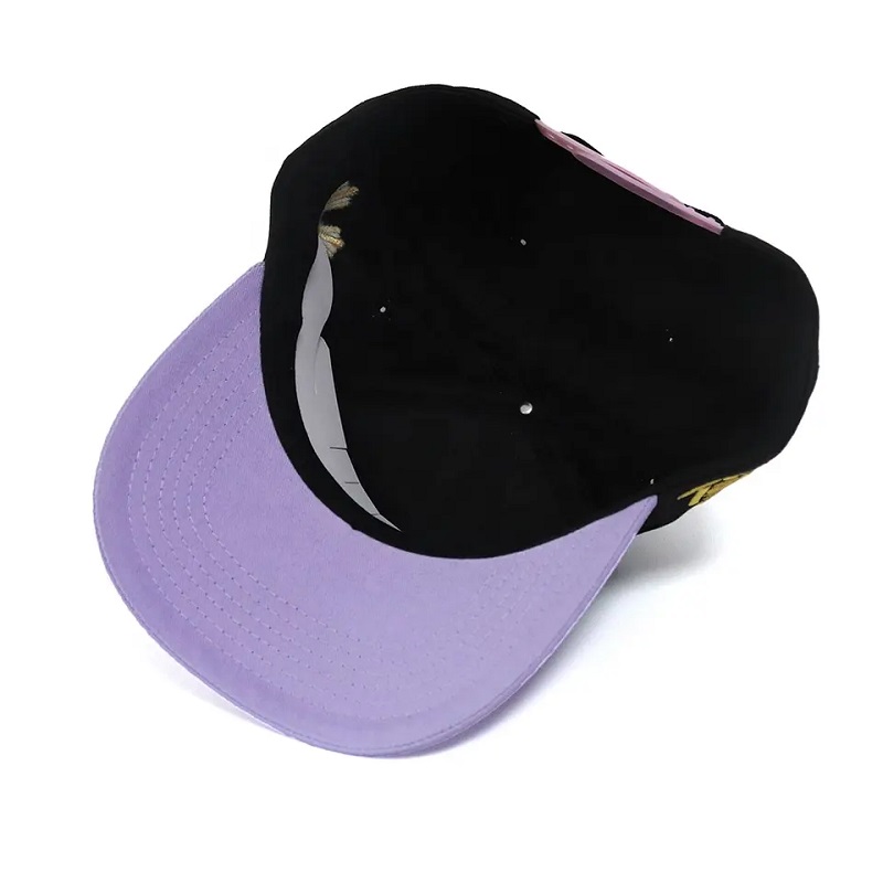 Ново пристигане Contrast Color Черно и лилаво персонализиран цвят 5 панелна бродерия лого бейзболна шапка спортни шапки за възрастни