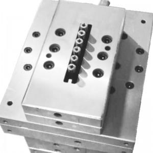 Пластмасова плесен с PE дървен от град Хуангши