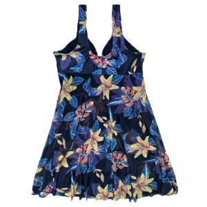 V Цветя на шията плюс бански костюми