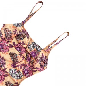 Детски бански костюм с отпечатан халтер обратно издълбан