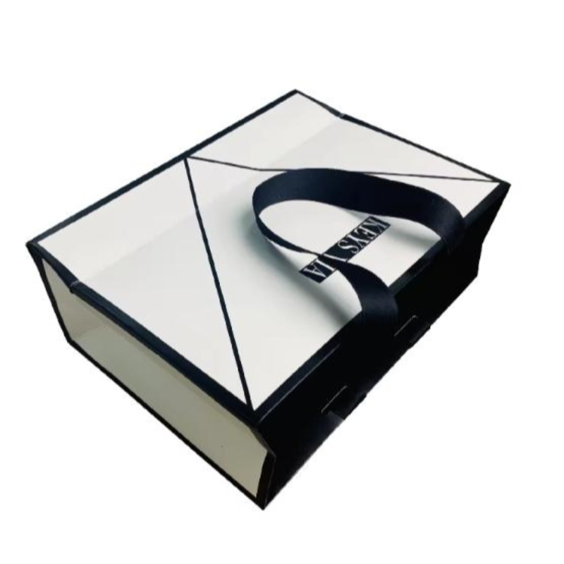 Персонализиран луксозен бял и черен бижута портфейл Колан за подарък Опаковка Хартия чанта с черна сатенена панделка дръжка