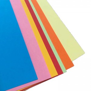 Цветен картон