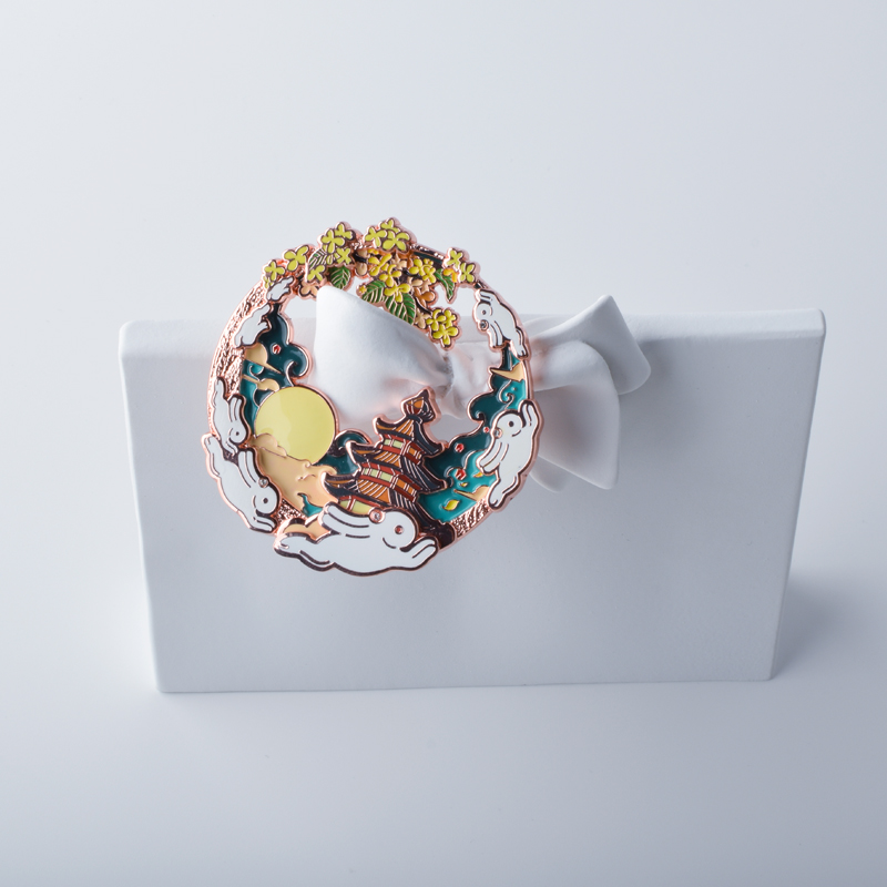 Персонализирана значка за лакирано стъкло, безплатна такса за проба, подходяща за събиране, златни метални чарове, щифт, покритие