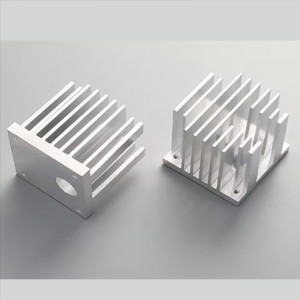 Персонализирано CNC лазерно рязане на ламарина Заваряване на части Услуга за щамповане Обработка на перфорация на алуминиева лам...