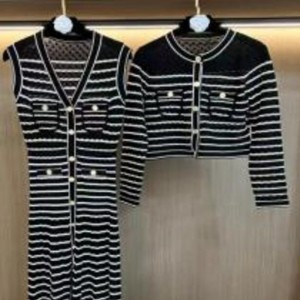 V-Шия без ръкави с дълъг плетен райета рокля