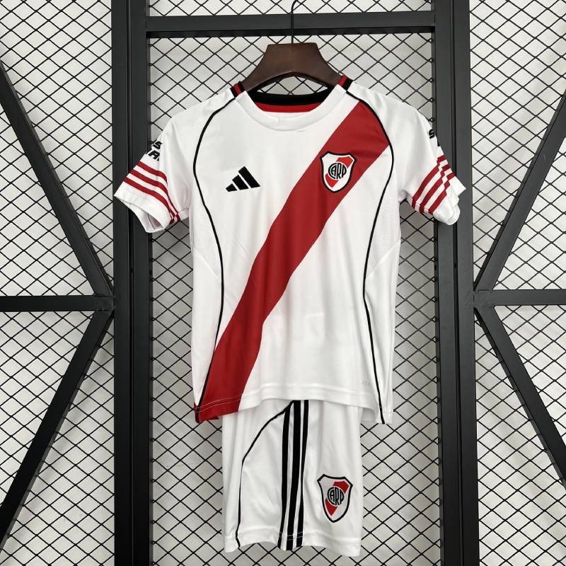 25/26 Kids River Plate Home Size: 16-28