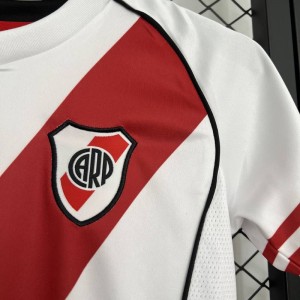 25/26 Kids River Plate Home Size: 16-28